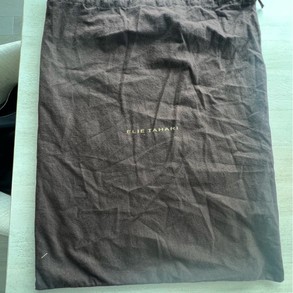 NWT Elie Tahari 100% Leather “Ruby” Hobo in Black - Picture 14 of 16